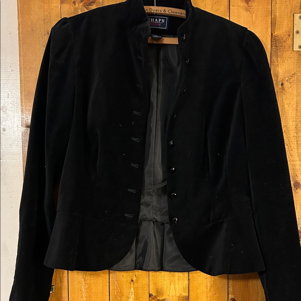 Chaps Women's Black Velvet Blazer